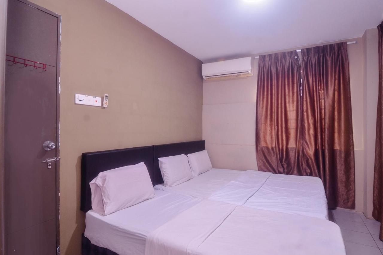 Spot On 89630 Hilltop Room Kuching Extérieur photo