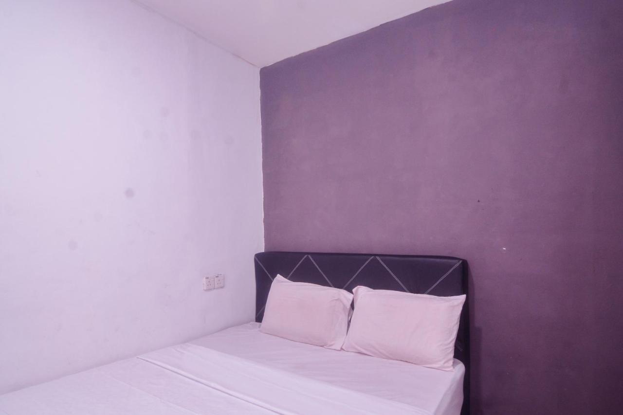 Spot On 89630 Hilltop Room Kuching Extérieur photo